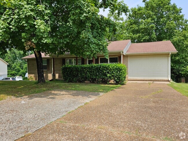 Building Photo - 103 Cedarwood Ct Rental
