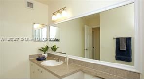 3 br, 2 bath Condo - Devonaire - 3 br, 2 bath Condo - Devonaire Unidad Apt 301