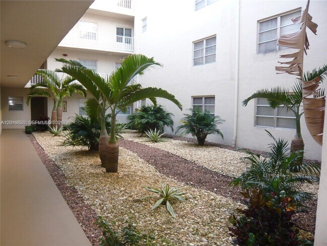7715 SW 86th St Unit A2-405