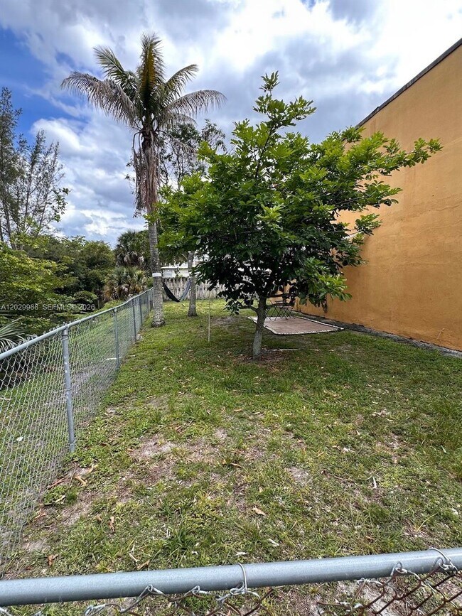 Photo - 5950 NW 25th Pl