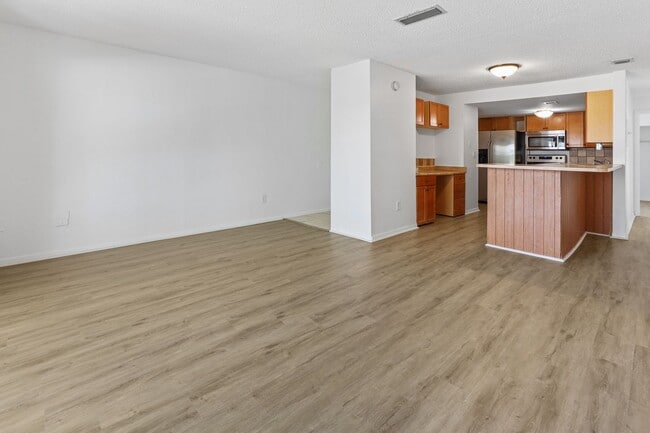 Photo - 3bd Rental by Clark & Beneva Rd with Amenities!!!