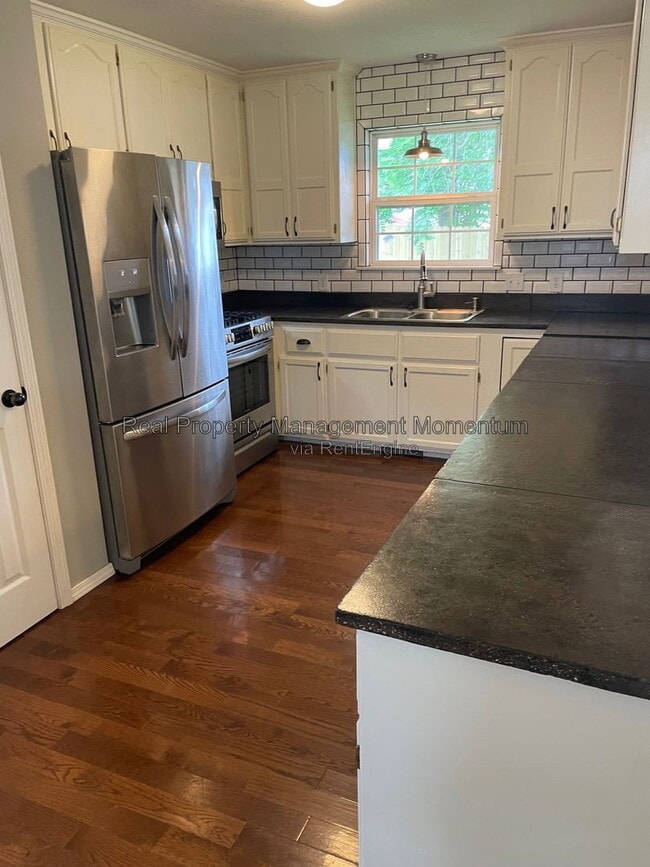 Photo - 1257 Batson Pl