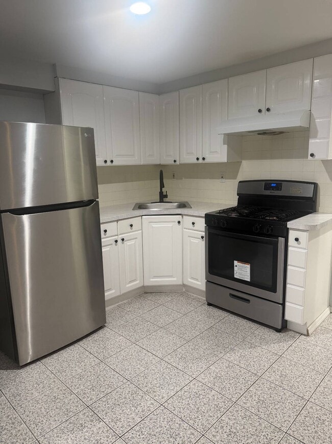 Photo - 132-11-132-11 11th Ave