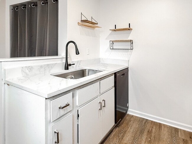 Photo - 515 Lynch Ave NW Unidad 515 Lynch Ave Triplex