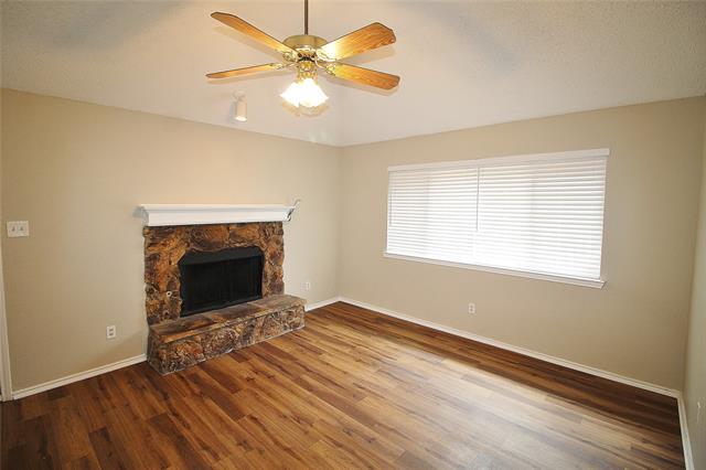 Photo - 2018 Garden Crest Ln