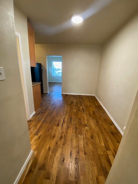 Photo - 5024 Chippewa St Unit 2E