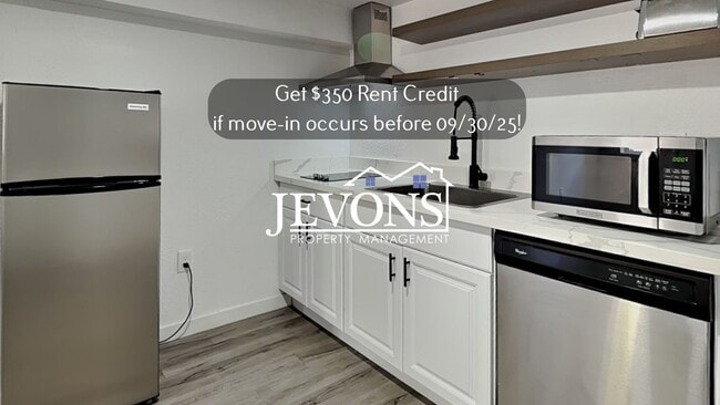 Building Photo - 630 N Skyline Dr Unit B Rental