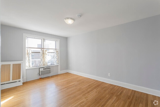 Studio - 330 SF
