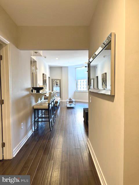 Building Photo - 1600 Arch St Unit 1005