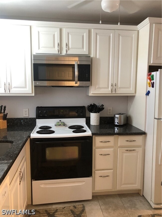 Photo - 150 Turtle Lake Ct Unit 310