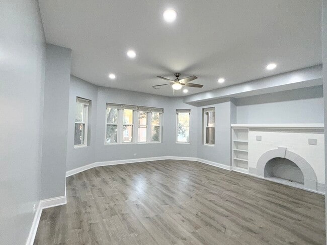 Photo - 7724 S Essex Ave