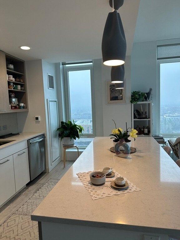 Photo - 125 Guest St Unit 1703