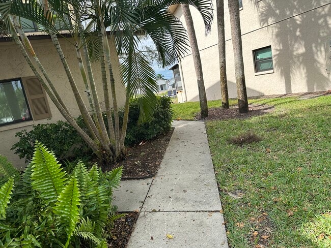 Photo - 26610 Southern Pines Dr