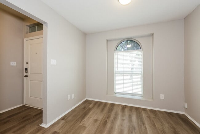 Photo - 2628 Hidden Springs Dr