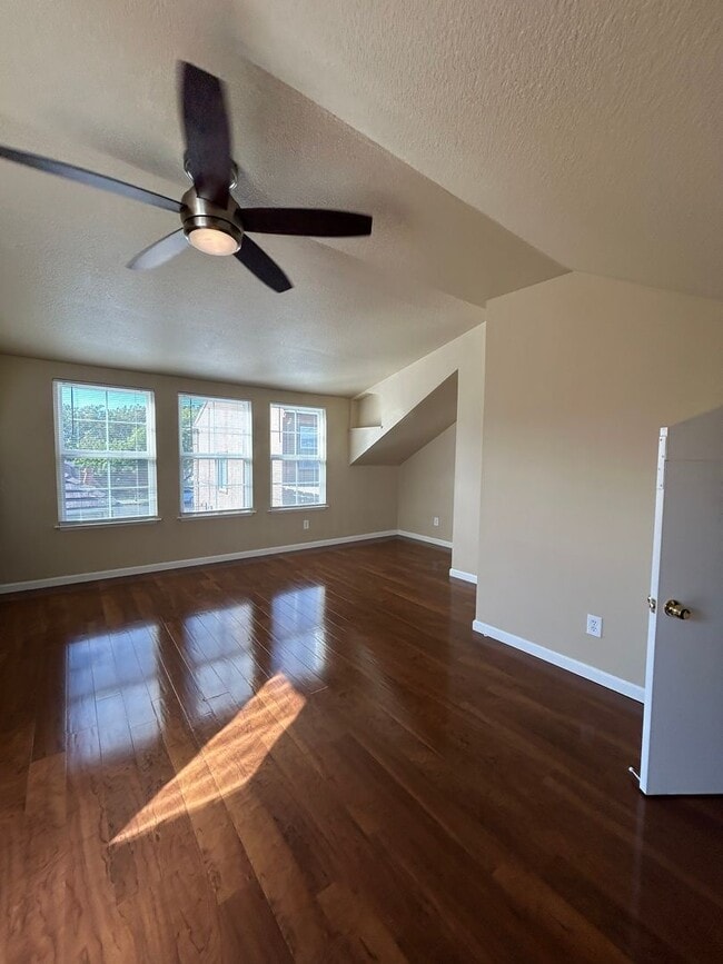 Photo - GREENVALLEY LOCATION