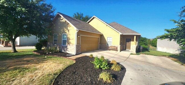 Photo - 1210 Plaza Lake Dr