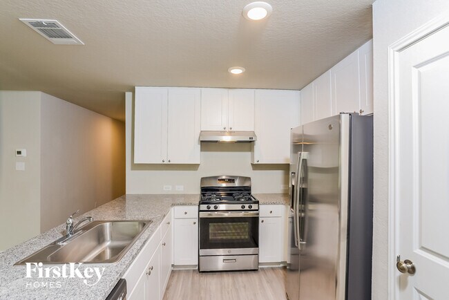 Photo - 1718 Morse Way