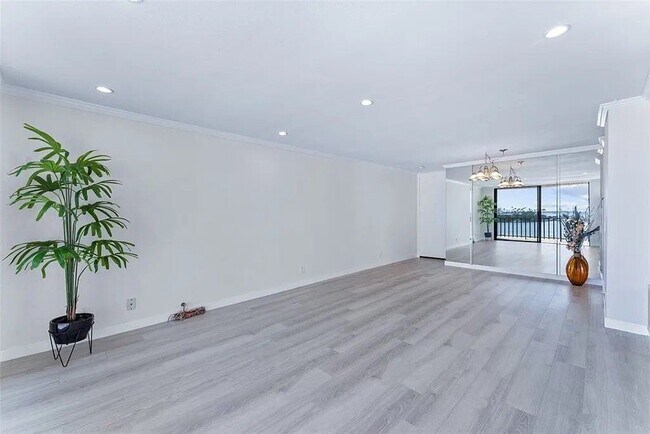 Photo - 1140 E Ocean Blvd Rental