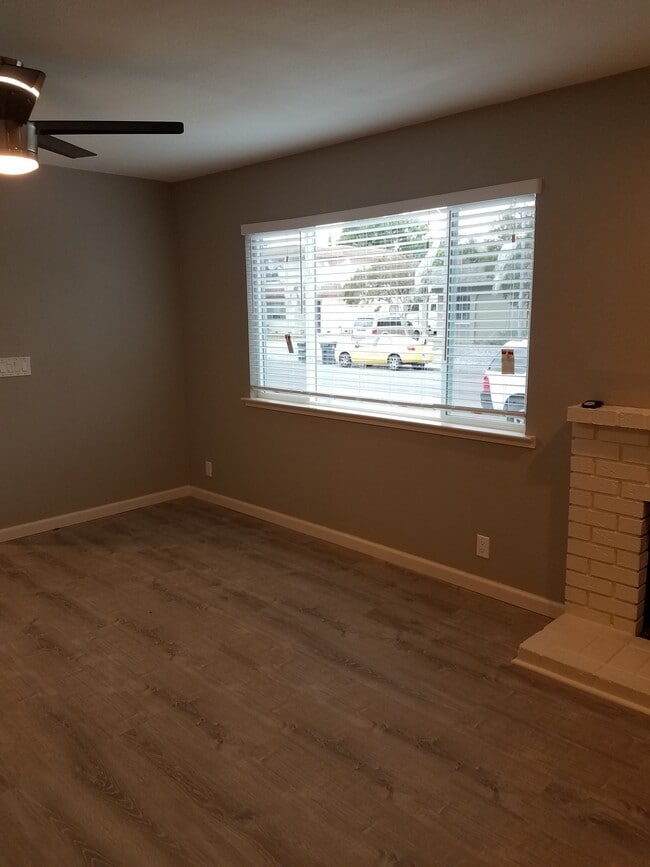 Photo - 2464 Beaufort Dr