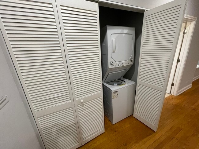 Photo - 6442 N Hamilton Ave Unit 3