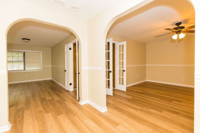 Photo - 4 Bed 2.5 bath