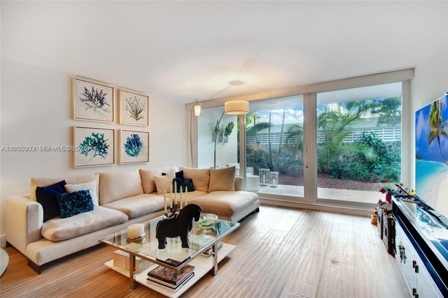 Building Photo - 155 Ocean Ln Dr Unit 104