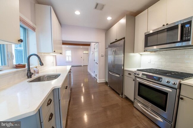 Photo - 35 Delaware Ave