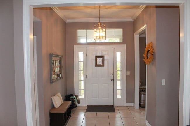 Photo - 63 Norwich Cir