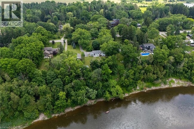 Photo - 176 Riverbank Dr