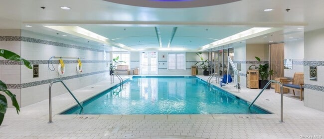 Photo - 3000 Royal Ct Unit 3206