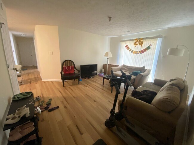 Photo - 3-Bedroom Apartment Near IU Bloomington Campus