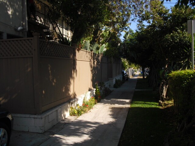 Photo - 1800 Selby Ave