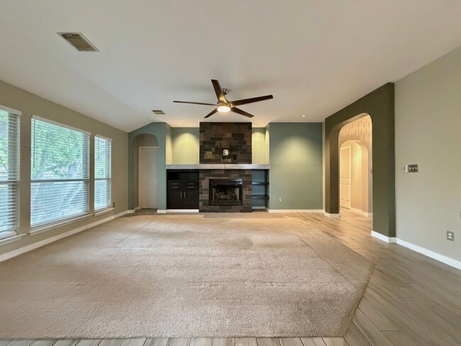 Photo - 12518 Zeller Ln