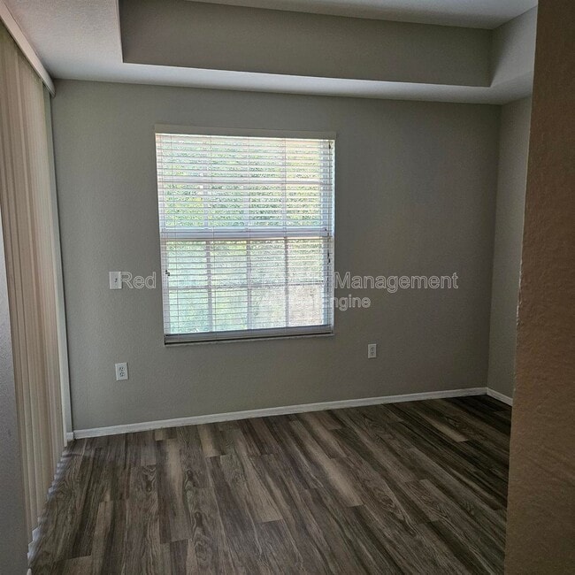 Photo - 9005 Colby Dr Unit Apt 1920