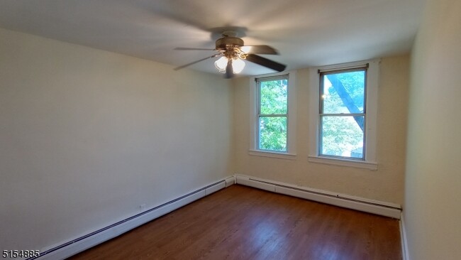 Photo - 395 Lanza Ave Unit 6