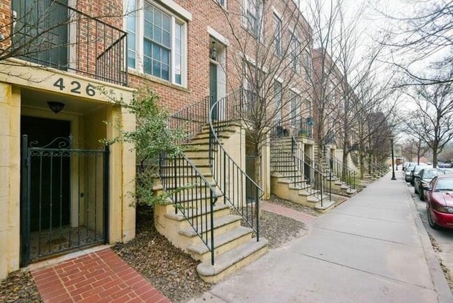 Building Photo - 426 Bill Kennedy Wy SE