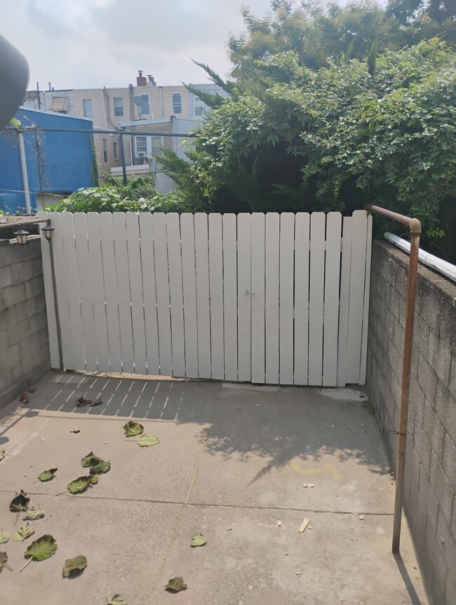 Photo - 2546 E Dauphin St