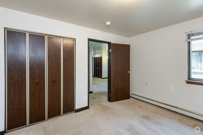 1 BR, 1 BA - 574SF - Bedroom