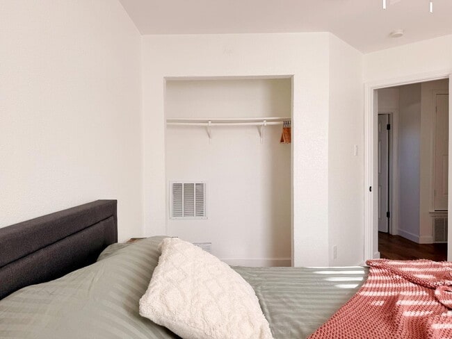 Photo - 1706 Woodwind Ln