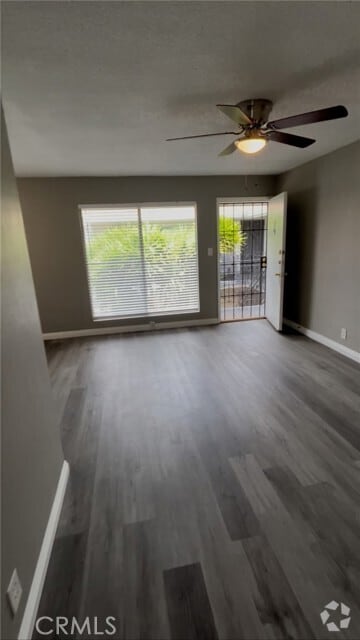 Building Photo - 1032 Normandie Ave Unit 11 Rental