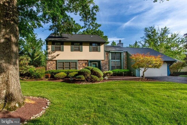 Photo - 19 Seton Hill Ct