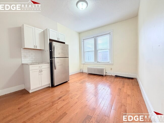 Photo - 21 Linden St Unit 2B