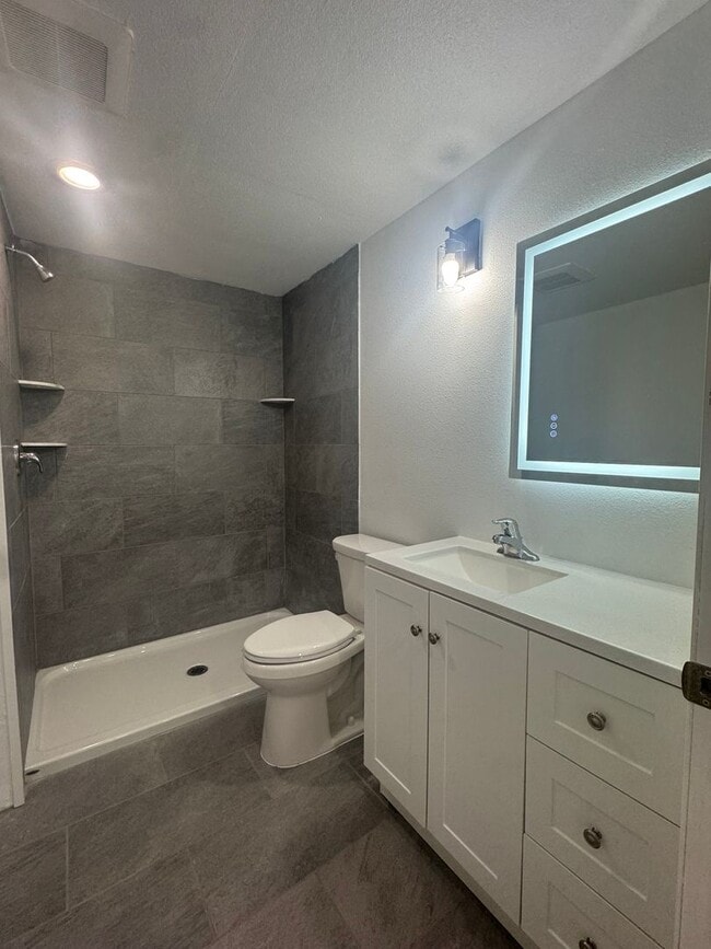 Photo - Lovely In-Town Shelton Home!