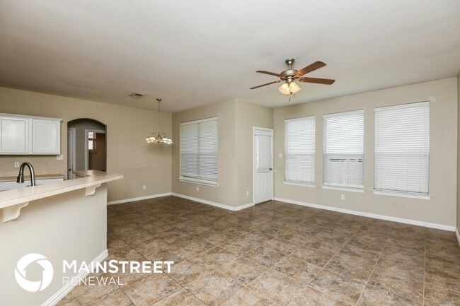 Photo - 228 Kennedy Ct