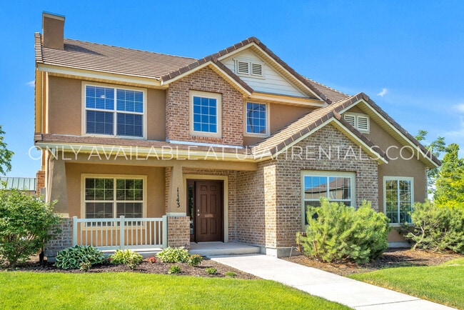 Building Photo - 1143 W 150 N