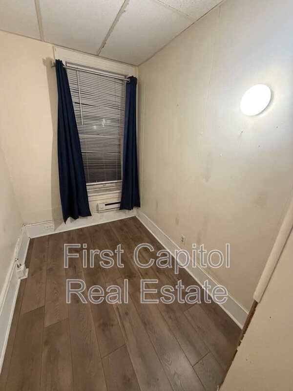 Photo - 189-191 S Front St Unit Room 3