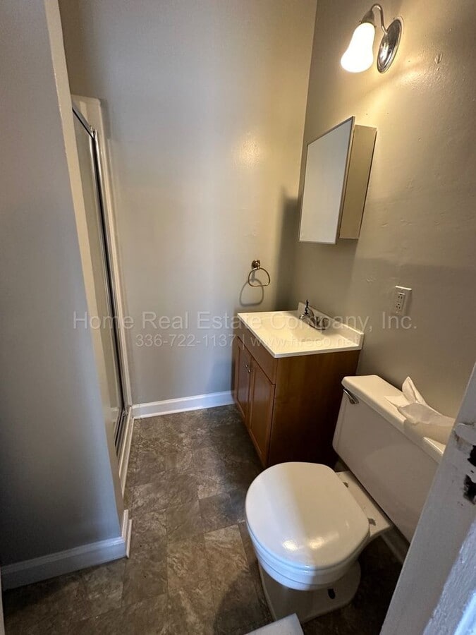 Photo - 1428 Glade St NW Unit 4