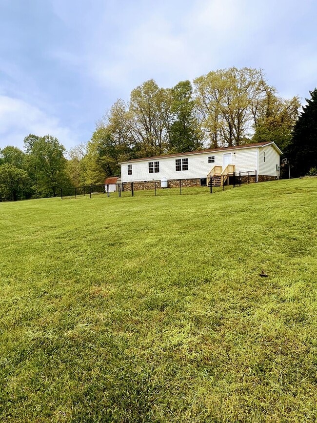 Photo - 3 Bedroom Home in Campbell County