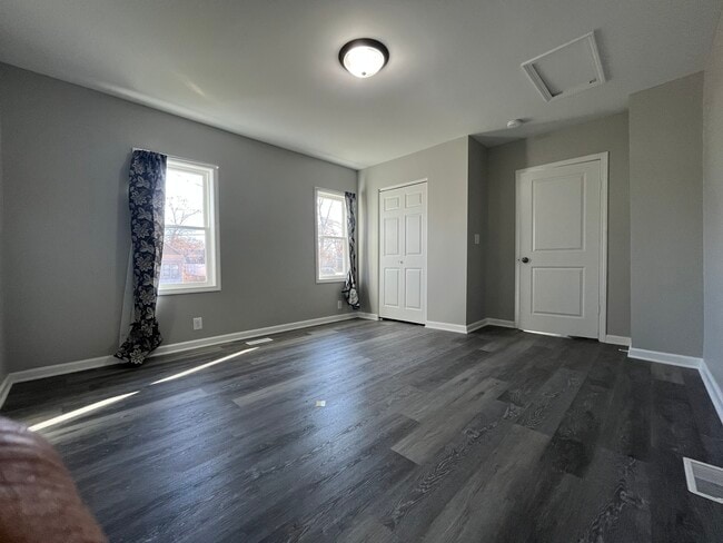 Photo - 1204 N Park St