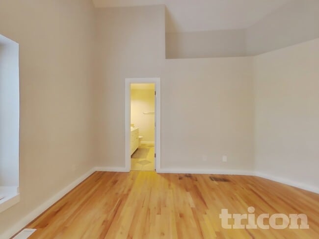 Photo - 106 N 49th Ave Ct
